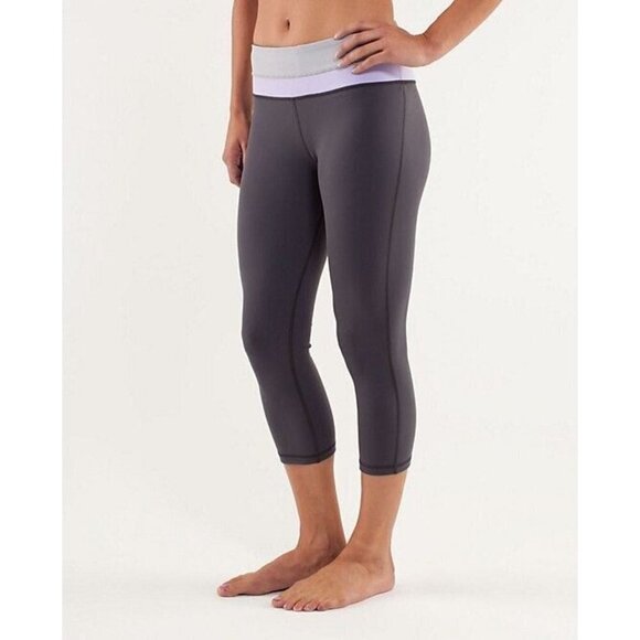 Lululemon Wunder Groove Crop Leggings Women’s Size 4 Gray Lavender - Picture 7 of 7